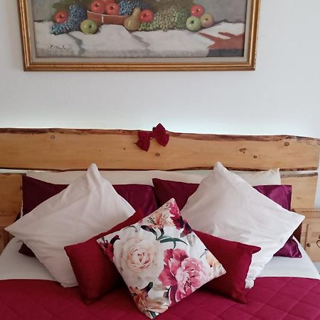 Tirano Express Luxury Apartments מראה חיצוני תמונה